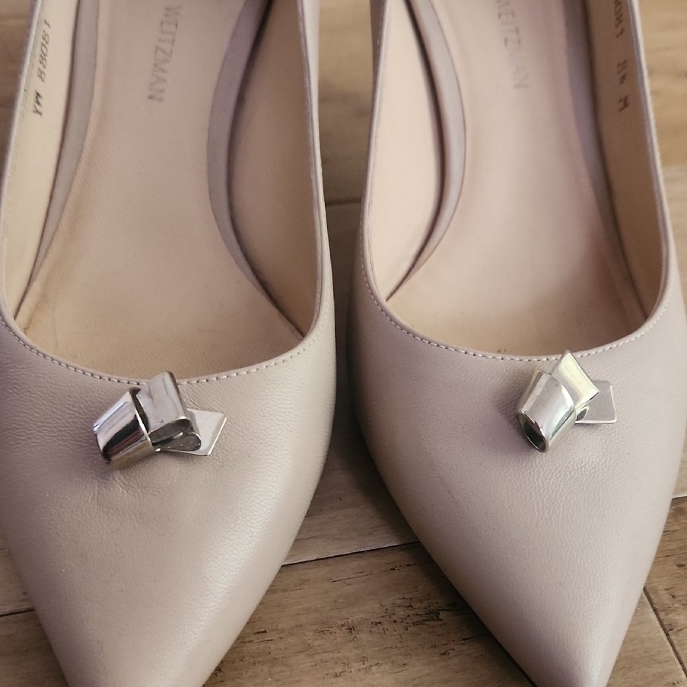 Stuart Weitzman Cream Pointed Heels - Picture 5 of 6